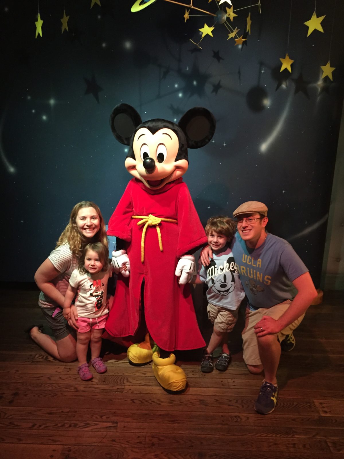 Meeting Mickey Mouse at Disneyland