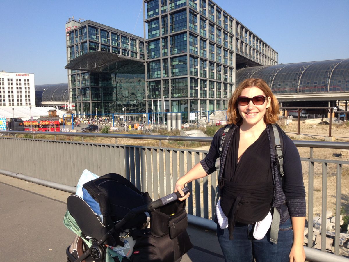 How To Carry A Car Seat Through The Airport