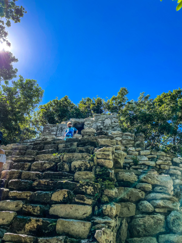 is it safe to travel to xcaret mexico