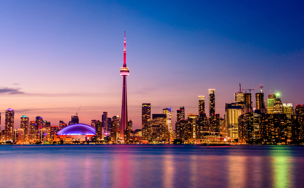 tallest building in canada at night