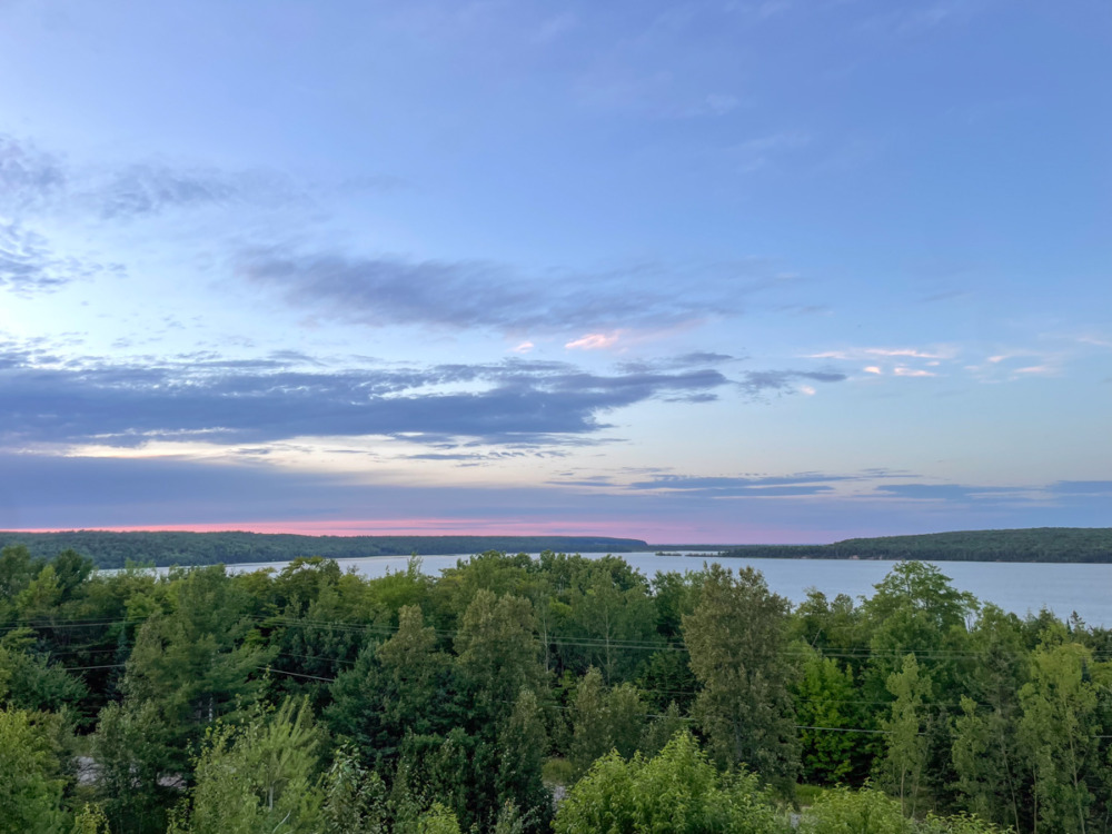 places to visit in munising mi