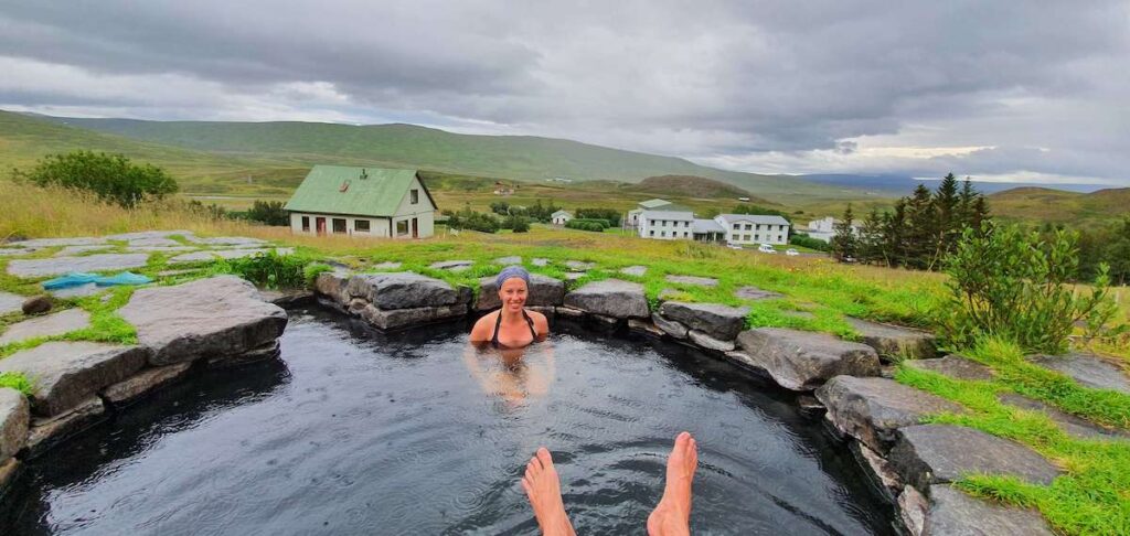 how to travel to iceland from europe